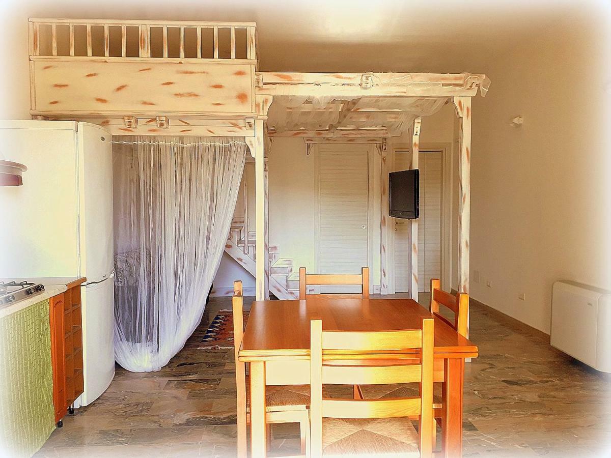 Casa Magnolia Apartment Pomezia Ngoại thất bức ảnh