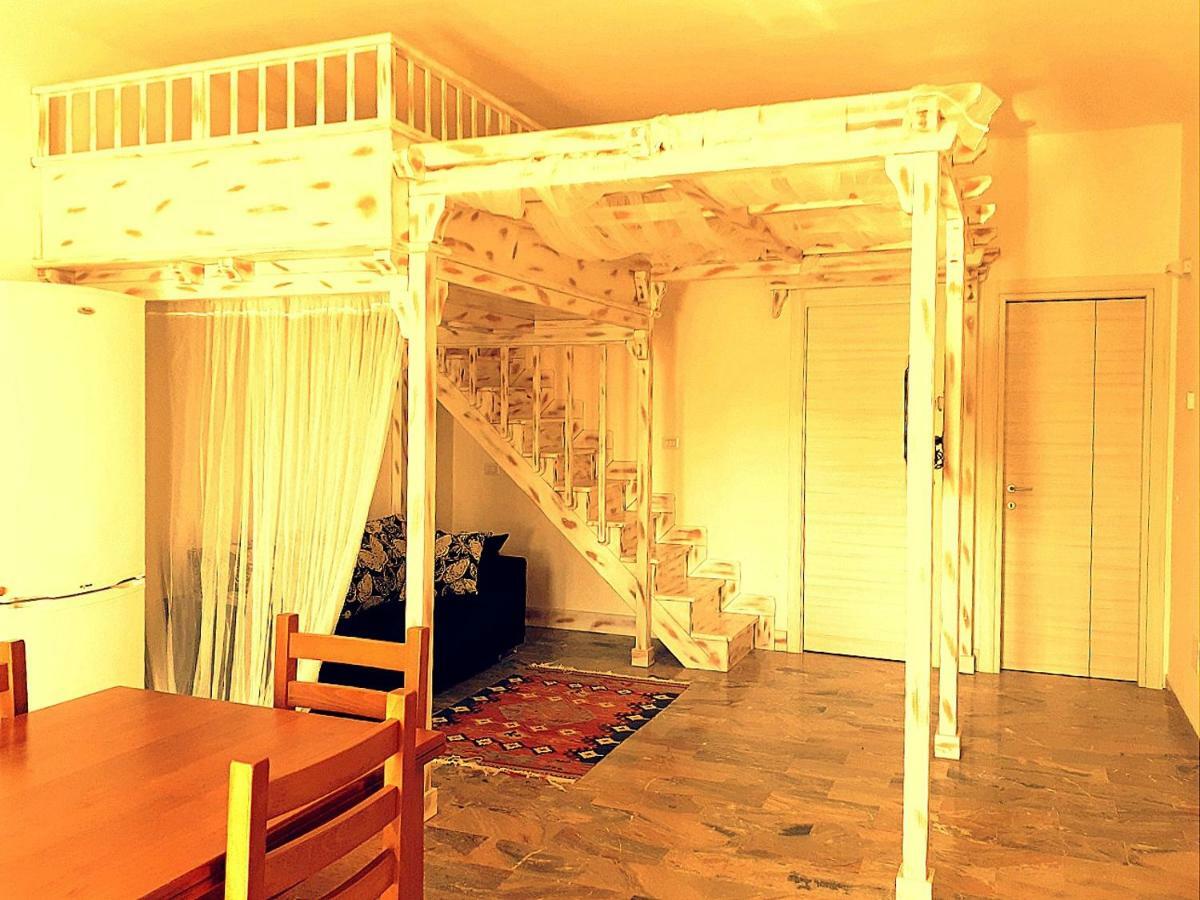Casa Magnolia Apartment Pomezia Ngoại thất bức ảnh